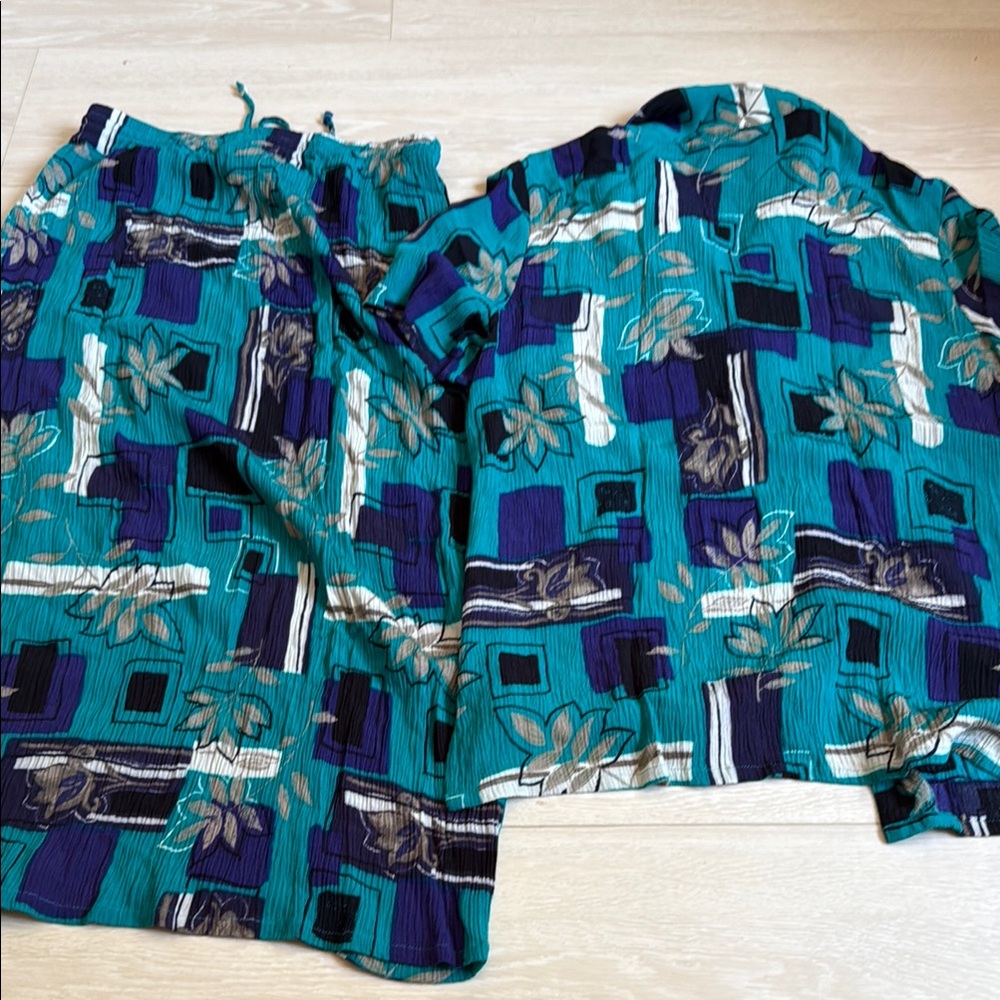 Sag Harbor Vintage Blue Skirt Set with Notched Collar - Picture 11 of 11